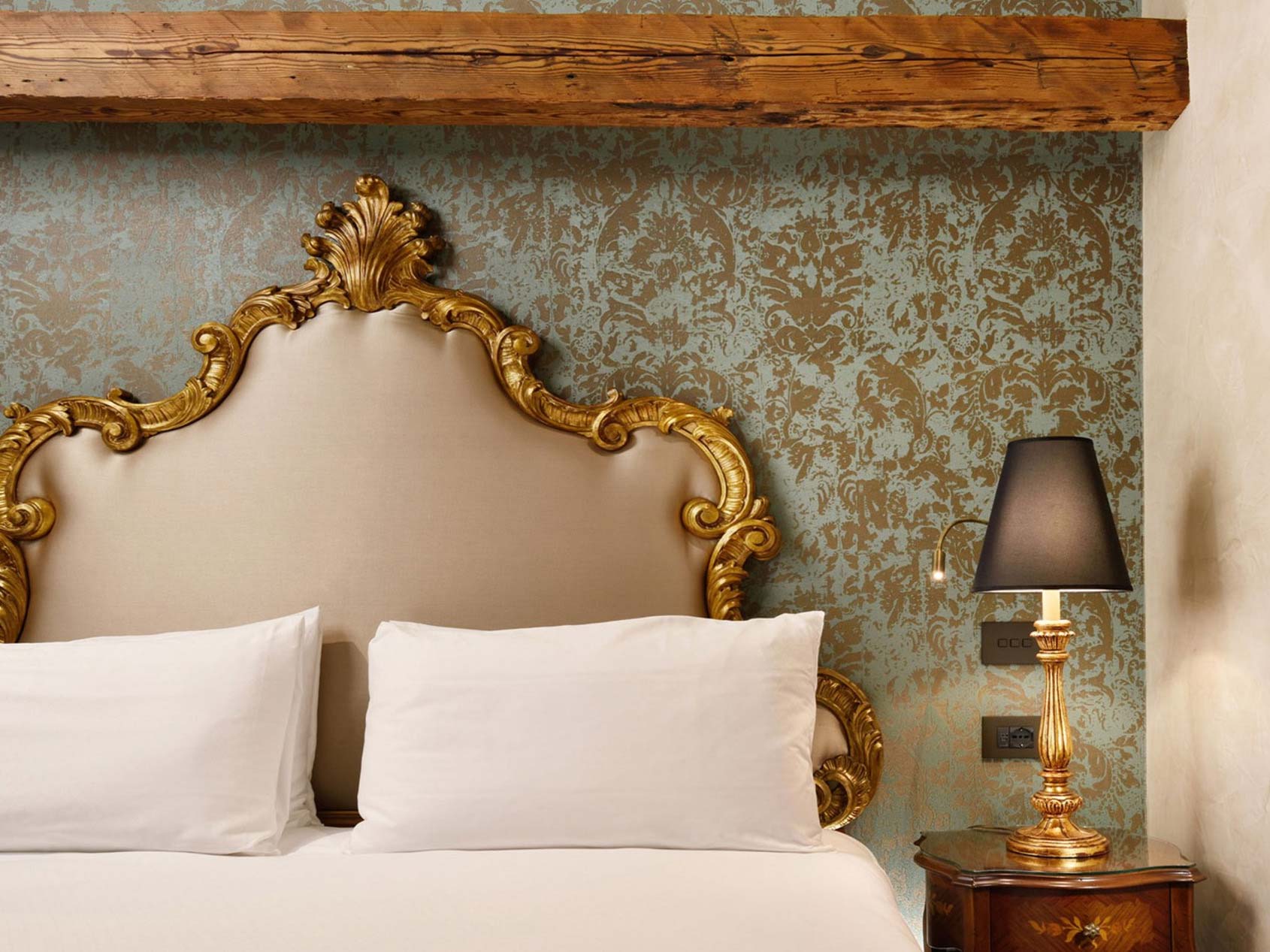 Empress Theodora Apartment